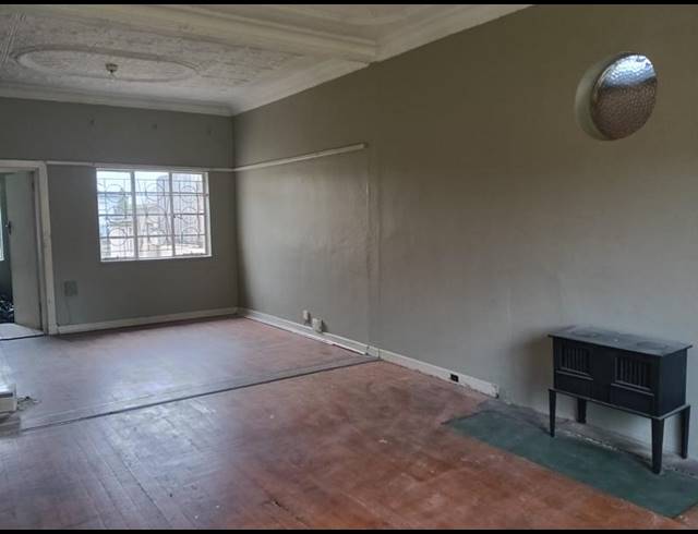 2 BEDROOM PROPERTY TO RENT IN SELECTION PARK